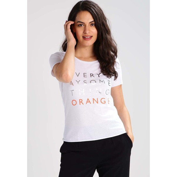 BOSS Orange T-shirt z nadrukiem white BO121D06J