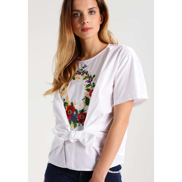 Topshop Petite T-shirt z nadrukiem white TP721D0FQ
