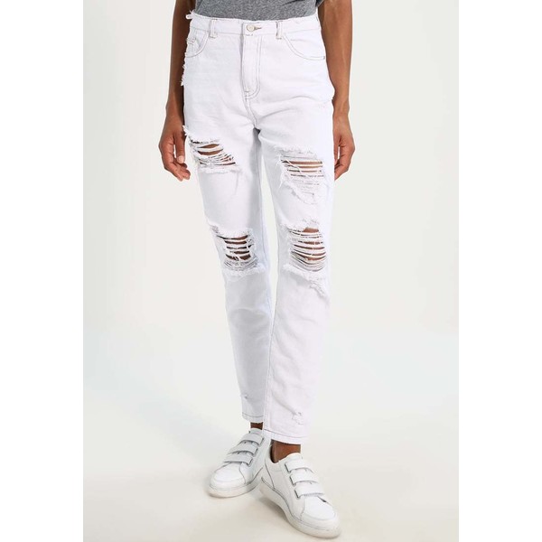 Missguided DESTROYED MOM GRAZER Jeansy Relaxed fit white M0Q21N02G