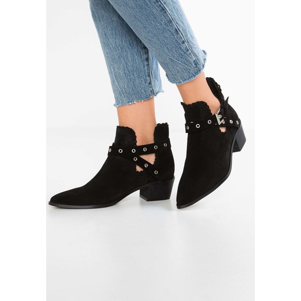 Pieces PSNASHA Ankle boot black PE311N01G