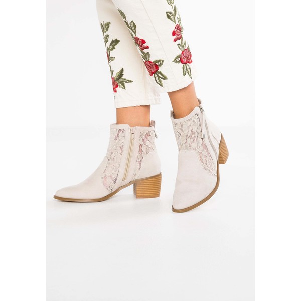 Miss Selfridge DAYTON Ankle boot taupe/beige MF911N019