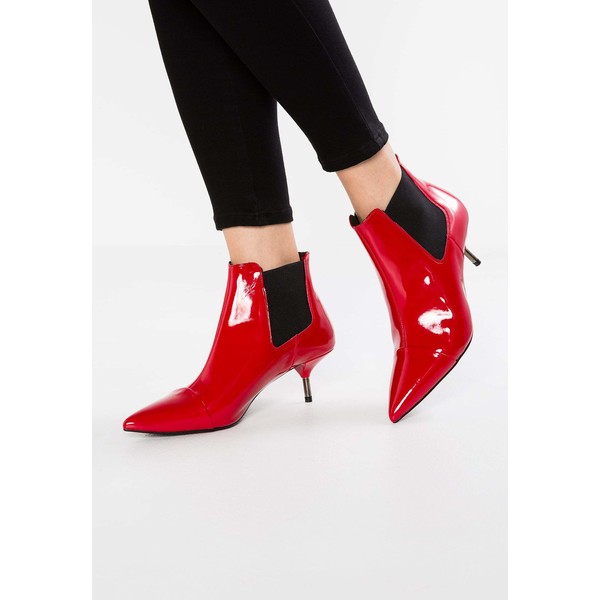 Topshop MONICA POINTED Ankle boot red TP711N05S