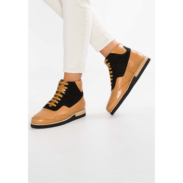 another project Ankle boot light camel A0511S004