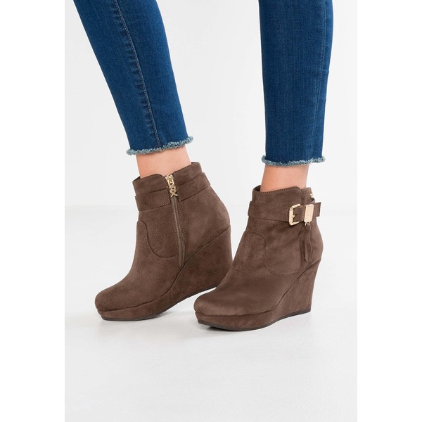 XTI Ankle boot taupe XT111N01P