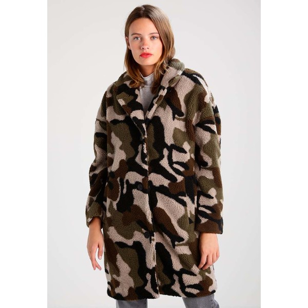 Minimum BELINDE Płaszcz zimowy camuflage MI421H01B