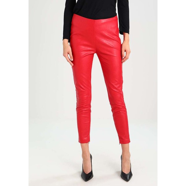 Aaiko PEDDY Spodnie materiałowe tango red AA321A011