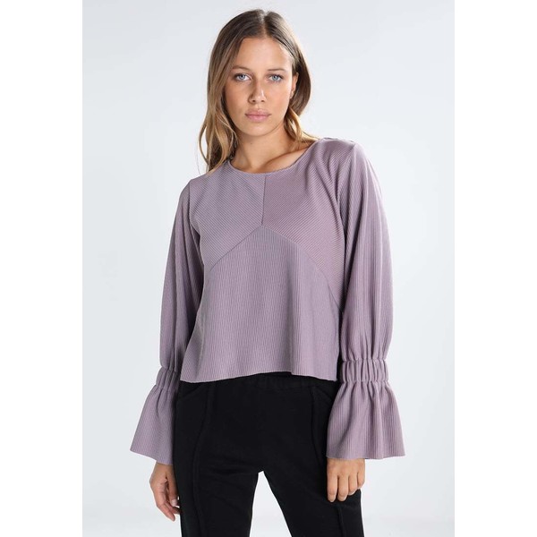 House of Sunny CLOSED BACK Sweter sweet lilac H0621D007
