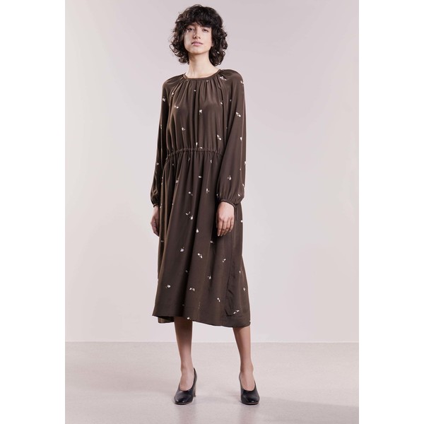 Stine Goya APRIL BEES Długa sukienka brown S0U21C011