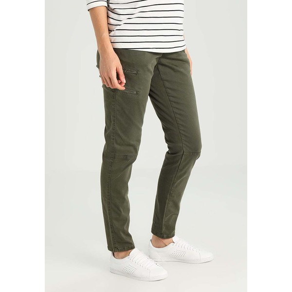 Queen Mum Jeansy Slim fit olive QM129A00J