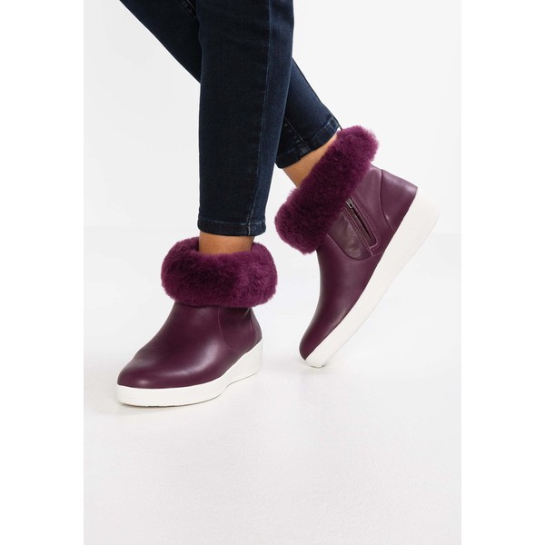 FitFlop SKATE Ankle boot deep plum FI311N002