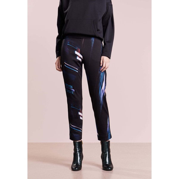 Strenesse PORTIA Spodnie treningowe black/blue S0821A019
