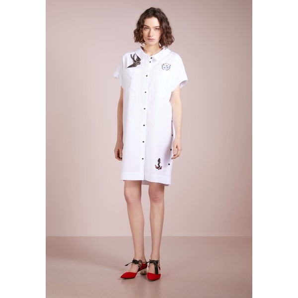KARL LAGERFELD CAPTAIN PATCH DRESS Sukienka letnia white K4821C011