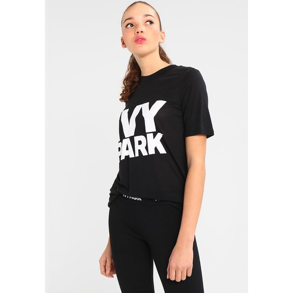 Ivy Park PROGRAMME FITTED LOGO TEE T-shirt z nadrukiem black IV221D03L