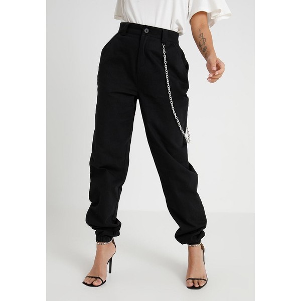 Missguided Petite CHAIN TROUSERS Jeansy Relaxed Fit black M0V21A02R