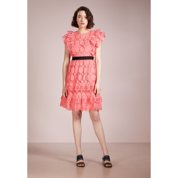 PERSEVERANCE LONDON CLOVER EMBROIDERY ANGLAISE RUFFLED Sukienka koktajlowa coral pink PEE21C003