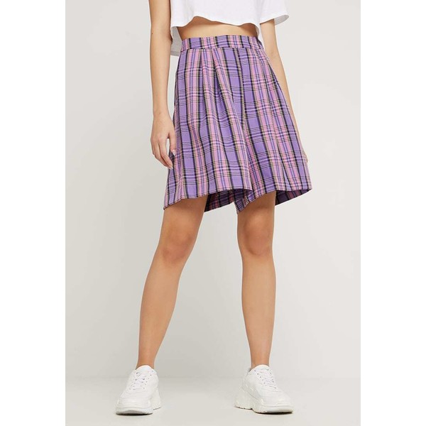 Nly by Nelly COLOURFUL CHECK SHORTS Szorty purple NEG21S001