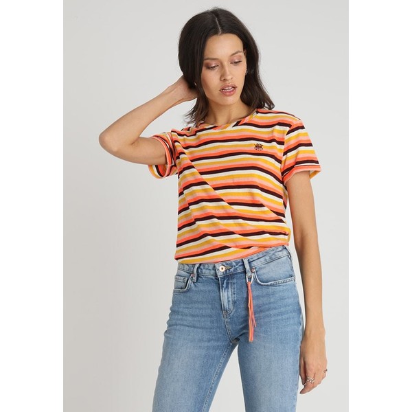 Scotch & Soda STRIPED TEE WITH PLACEMENT EMBROIDERY T-shirt z nadrukiem yellow/pink SC321D01P