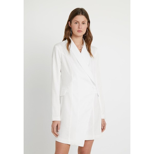Missguided Tall ASYMETRIC DRESS Sukienka etui white MIG21C032