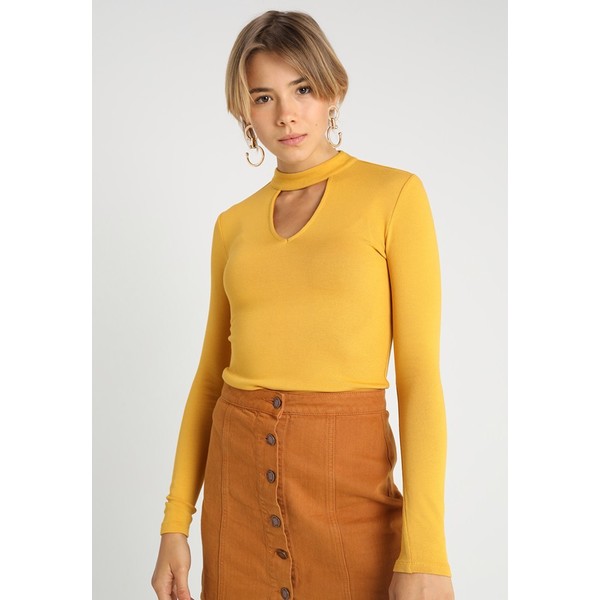 Forever New ESTHER V NECK HALO CUT AND SEW Sweter ochre FOD21D00Y