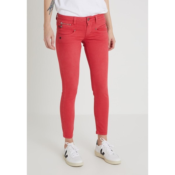 Freeman T. Porter ALEXA CROPPED Jeansy Slim Fit red 6FR21A034
