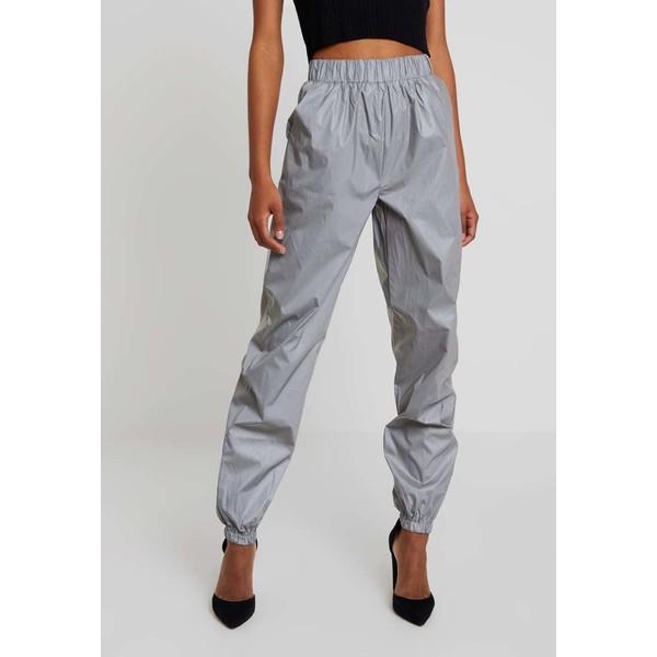 Missguided REFLECTIVE Spodnie materiałowe grey M0Q21A0A4
