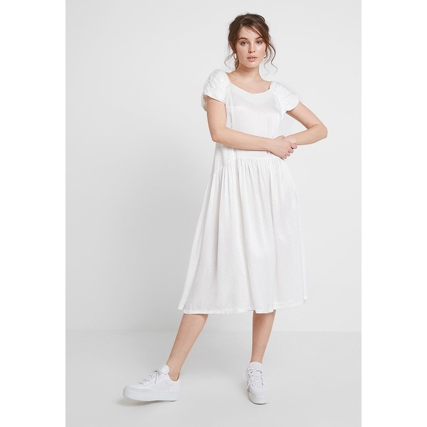 Résumé MAE DRESS Długa sukienka white REG21C00S